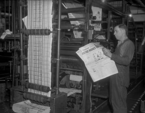 Interior of Rocky Mountain News - Rh-1244