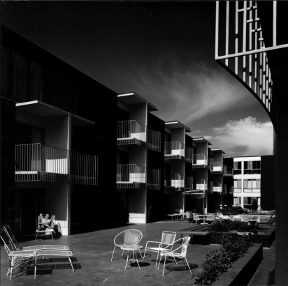 View of courtyard, the Diplomat Motor Hotel. Richard Crowther Architectural Records (WH1504), PhotoBox 3