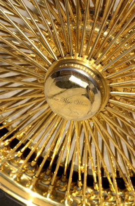 (Aurora, Colo.  July 6, 2004)  A wheel of anti-gang leader Rev. Leon Kelly's 1978 Cadillac Eldorado.  He uses two lowriders to help shift kids' interest away from the streets and into more productive options. He has a 1978 Cadillac Eldorado and a 1981 ...