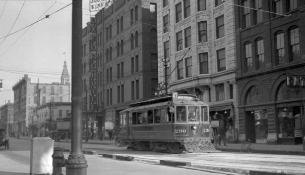 Denver Tramway trolley car, number 230, type ELECTRIC