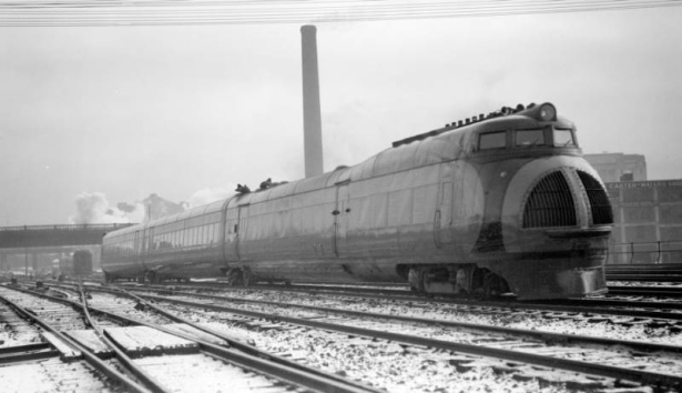 Train ##105, The Streamliner, 2 cars. Photographed: leaving Kansas City, Mo., January 18, 1936.