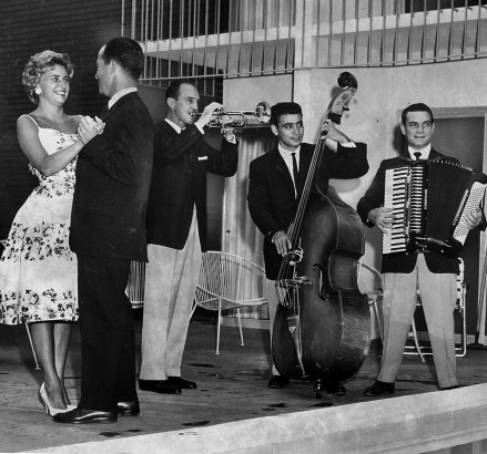A pool party at the Diplomat Motor Hotel. Rocky Mountain News Photo Collection, Box 360