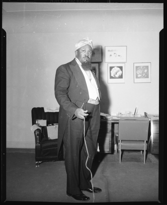 Burnis McCloud selfie