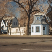 Dutch Mill Cottage Court