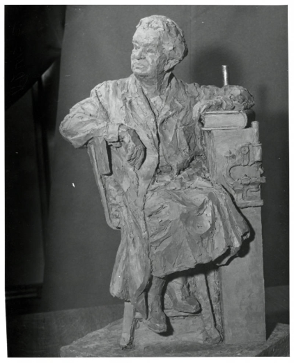Photograph of a statue of Florence Sabin by artist Joy Buba.  Florence  Rena Sabin taught high school mathematics in Denver, Colorado and later was the first woman to earn a medical degree from John Hopkins University.  Dr. Sabin became a leading voice on Colorado health laws.  Upon her death in 1955 a sculpture was commissioned of her by artist Joy Buba.  In 1958 she was honored by having an Elementary School named after her in Denver.