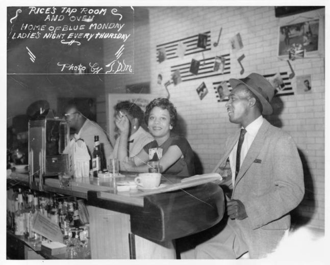 Interior Rice's Tap Room and Oven.