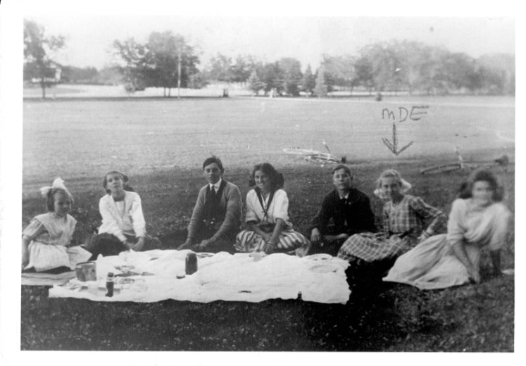 Mamie Doud's picnic at City Park