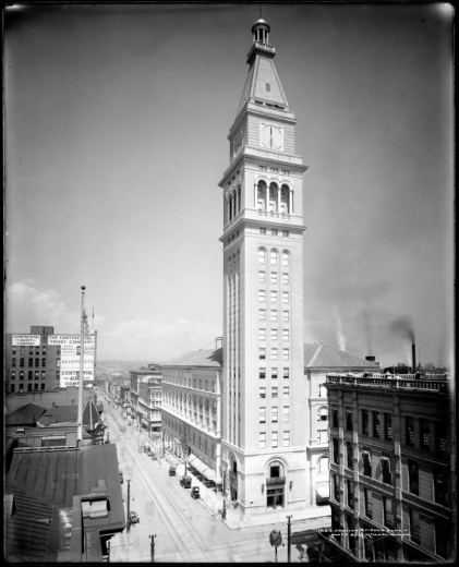 Photo of May D &F tower structure