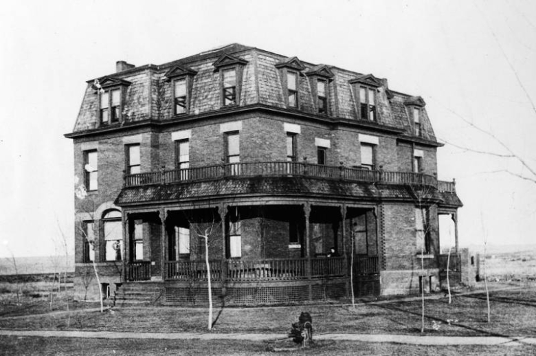 University of Denver, Wycliff Cottage