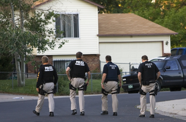 ICE Prepares to raid a home