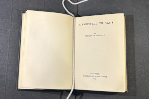 Title page of A Farewell to Arms