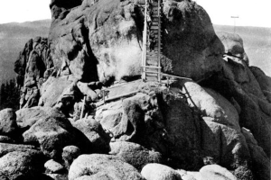 Devil's Head Fire Lookout Station