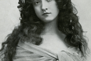 Portrait of Maude Fealy 